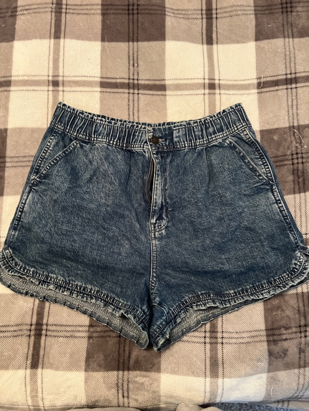 American Eagle Outfitters Vintage Wash Blue Denim Shorts